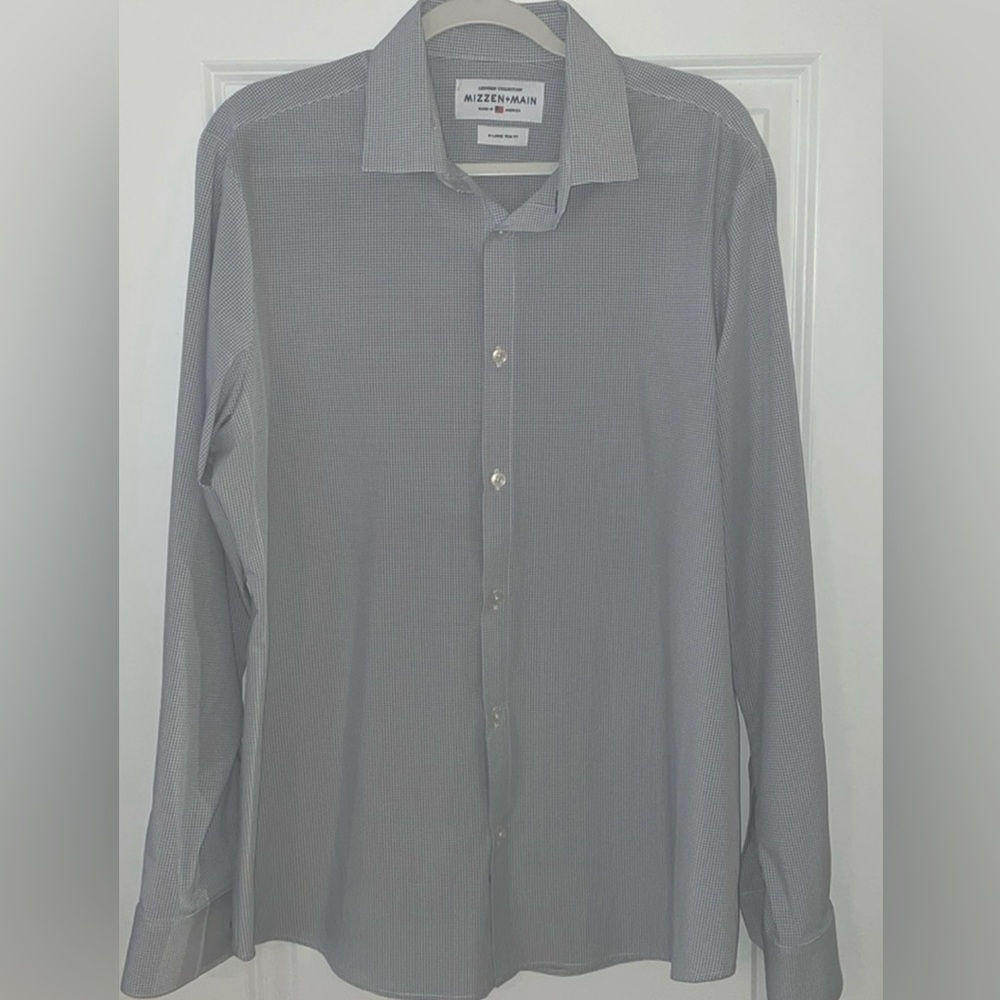 Mizzen+Main XL trim fit men’s button down shirt
